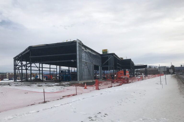 Healthy Living Market & Cafe Joins Eco-Community Finney Crossing